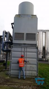 details anzeigen - Zweikreis-Kühlturmanlage mit Bediencontainer