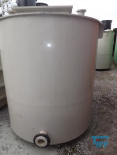 show details - used plastic tank with conical bottom PP 