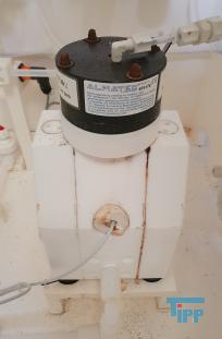 show details - used air operated diaphragm pump in solid construction with pulsation damper made of PTFE 