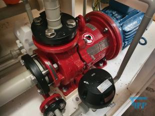 show details - used Single stage plastic lined magnetic drive close coupled centrifugal chemical pump 
