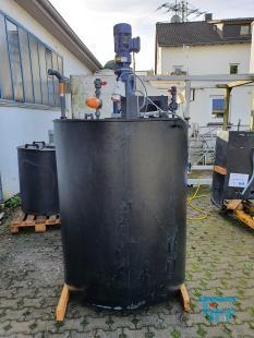 show details - used plastic tank with gear agitator/ treatment tank  