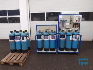 details anzeigen - Ionentauscher / Ionentauscher Anlage / Wasserenthärtungsanlage / Wasseraufbereitungsanlage / Kationentauscher / Anionentauscher / Aktivkohlepatronen